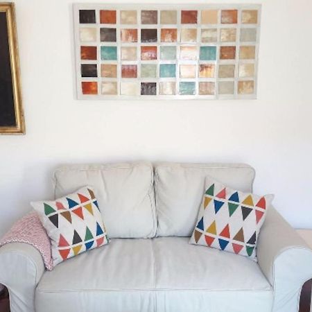 Modern Cosy Flat With Terrace In Campo De Ourique. Apartamento Lisboa Exterior foto