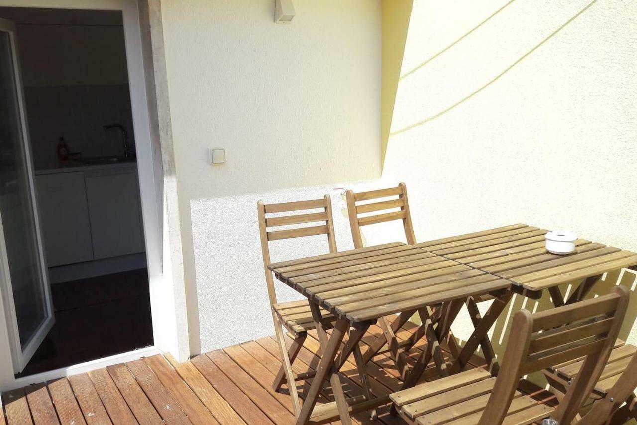 Modern Cosy Flat With Terrace In Campo De Ourique. Apartamento Lisboa Exterior foto