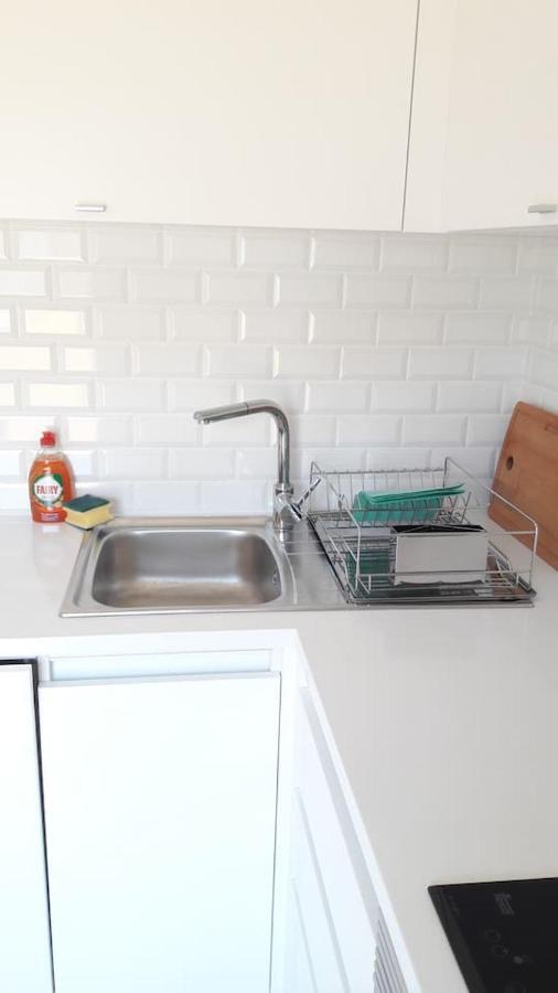 Modern Cosy Flat With Terrace In Campo De Ourique. Apartamento Lisboa Exterior foto